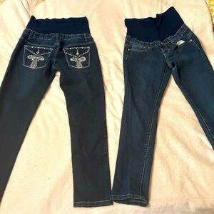 2 pairs Denim Diva Maternity Jeans. MEDIUM Stylish detailed rear pocket.